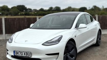 Używany Tesla Model 3 Standard Range 180 kW (245 KM) 2021 Sedan/Limuzyna