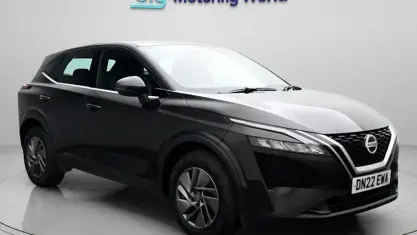 Used Nissan Qashqai Acenta Premium 140 HP (102 kW) 2022 Black SUV