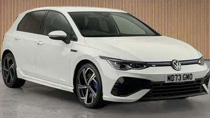 Used VW Golf VIII R 320 HP (235 kW) 2023 Pure white Hatchback