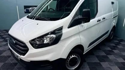 Used Ford Transit Custom S 105 HP (77 kW) 2021 White Van