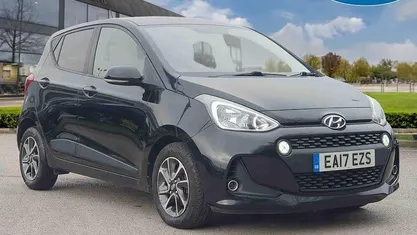 Used Hyundai i10 Premium 67 HP (49 kW) 2020 Hatchback