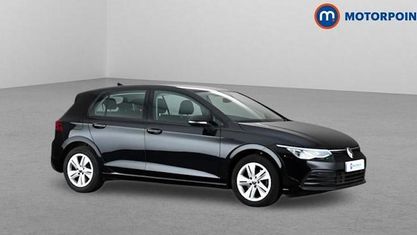 Second-hand VW Golf VIII Life 131 CP (96 kW) 2024 Hatchback