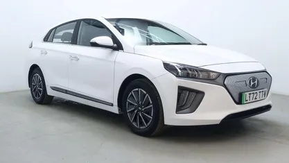 Used Hyundai Ioniq Premium 100 kW (136 HP) 2021 White Hatchback