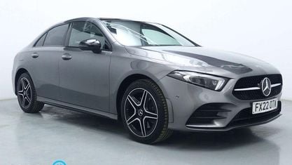 Usado Mercedes A250 AMG Line Premium Plus 218 CV (160 kW) 2022 Gris Berlina