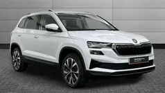 Moon white metallic Used 2024 Skoda Karoq SE L SUV | £21,400 (Fair price)