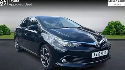 Used Toyota Auris Design 116 HP (85 kW) 2016 Hatchback