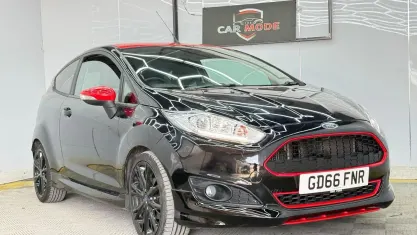 Used Ford Fiesta Zetec 140 HP (102 kW) 2016 Black Hatchback