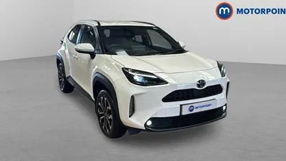 Used Toyota Yaris Hybrid Design 116 HP (85 kW) 2026 Estate