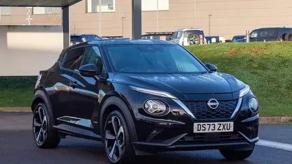 Used Nissan Juke Tekna 143 HP (105 kW) 2023 Pearl black SUV