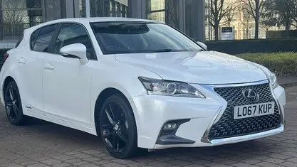Used Lexus CT200h Luxury Line 136 HP (100 kW) 2018 Hatchback
