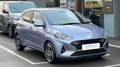 Blue Used 2023 Hyundai i10 Premium Hatchback | £14,379 (Fair price)