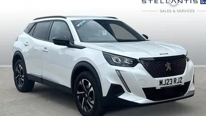 Used Peugeot 2008 Allure+ 101 HP (74 kW) 2023 SUV