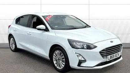 Used Ford Focus Titanium 125 HP (91 kW) 2019 White Hatchback