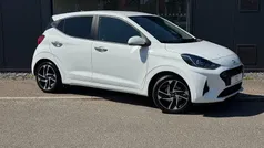 White New 2025 Hyundai i10 Advanced Hatchback | £16,995 (Fair price)