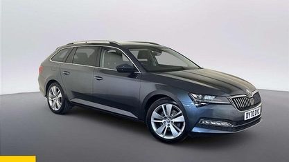 Begagnad Skoda Superb SE L 150 HK (110 kW) 2022 Kombi