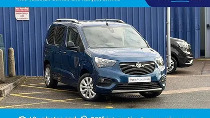 Used Vauxhall Combo Elite 131 HP (96 kW) 2021 Blue Estate