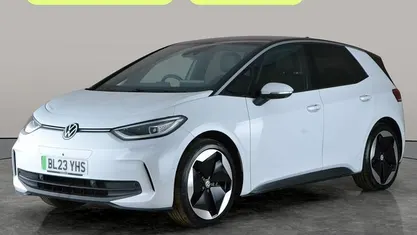 Used VW ID.3 Pro 150 kW (204 HP) 2023 White Hatchback