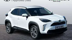 White Used 2023 Toyota Yaris Cross SUV | £24,000 (Fair price)