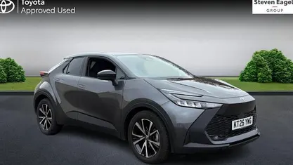 Used Toyota C-HR Design 140 HP (102 kW) 2026 SUV