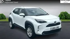 Used 2025 Toyota Yaris Hybrid Estate | £21,369 (Good price)