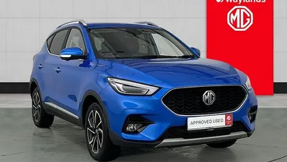 Used MG ZS Exclusive 111 HP (81 kW) 2024 Hatchback