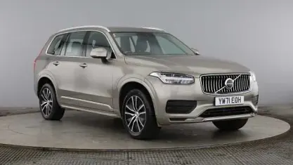 Usado Volvo XC90 Momentum 235 CV (172 kW) 2021 SUV