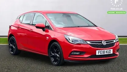 Used Vauxhall Astra SRi 105 HP (77 kW) 2018 Red Hatchback