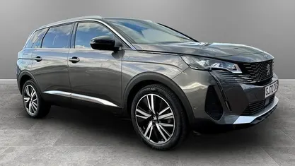 Used Peugeot 5008 Premium 131 HP (96 kW) 2022 SUV