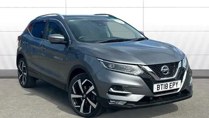 Begagnad Nissan Qashqai Tekna 110 HK (80 kW) 2018 Grå SUV