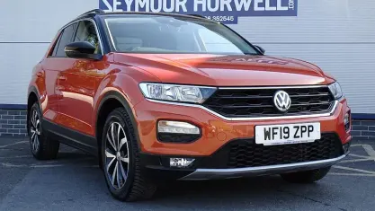 Used VW T-Roc SE 116 HP (85 kW) 2019 Orange SUV