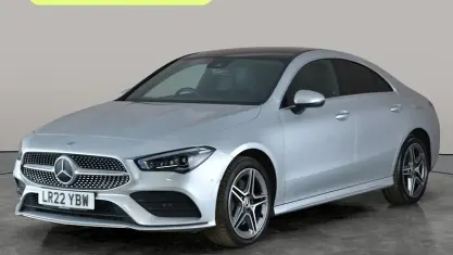 Begagnad Mercedes CLA250e AMG Line Premium Plus 218 HK (160 kW) 2022 Silver Sedan