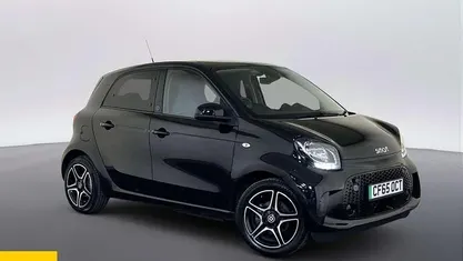 Used Smart ForFour Electric Drive Premium 60 kW (82 HP) 2022 Black Hatchback