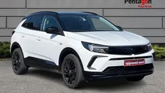 White Used 2022 Vauxhall Grandland X SRi SUV | £13,995 (Fair price)