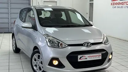 Silver Used 2015 Hyundai i10 SE Hatchback | £7,999 (Fair price)