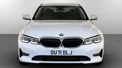 Used 2022 BMW 330e Comfort Edition Sedan | £17,995 (Fair price)