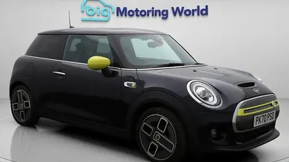 Used 2020 Mini Cooper Level 3 Hatchback | £13,000 (Fair price)