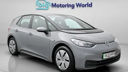 Begagnad VW ID.3 Pro 106 kW (145 HK) 2022 Grå Halvkombi