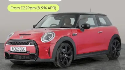 Used Mini Cooper S Exclusive 178 HP (130 kW) 2022 Red Hatchback