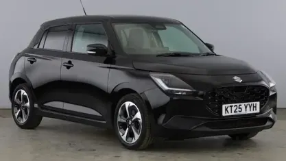 Używany Suzuki Swift 82 KM (60 kW) 2025 Czarny Hatchback