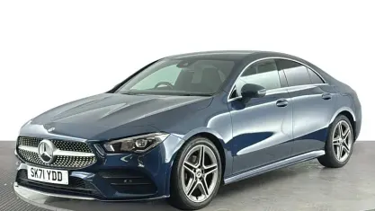 Begagnad Mercedes CLA180 AMG line 136 HK (100 kW) 2022 Blå Sedan