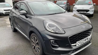 Używany Ford Puma Titanium 125 KM (91 kW) 2022 Szary SUV