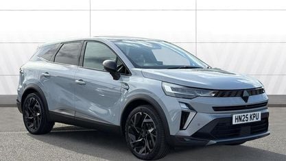 Usado Renault Symbioz Iconic Esprit Alpine 143 HP (105 kW) 2025 Cinzento SUV