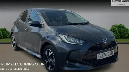 Second-hand Toyota Yaris Hybrid Design 116 CP (85 kW) 2026 Hatchback