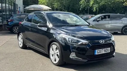 Used Hyundai i20 Sport 120 HP (88 kW) 2016 Black Hatchback