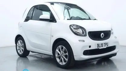 Used Smart ForTwo Coupé Passion 71 HP (52 kW) 2019 White Coupe