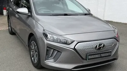 Used Hyundai Ioniq Premium SE 100 kW (136 HP) 2021 Fluidic metal metallic Hatchback