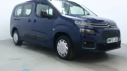 Usado Citroën e-Berlingo Feel 100 kW (136 HP) 2023 Carrinha