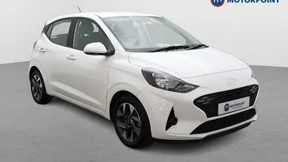 Used Hyundai i10 Advanced 63 HP (46 kW) 2025 White Hatchback