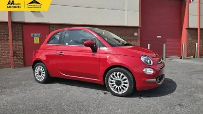 Used Fiat 500 Dolcevita 69 HP (50 kW) 2022 Red Hatchback