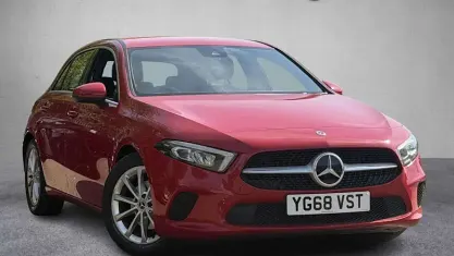 Used Mercedes A180 116 HP (85 kW) 2018 Red Hatchback